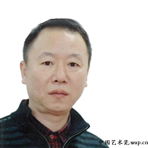 喻冬华 喻冬华,1961年出生于江西省南昌,大学学历,现就职于景德镇
